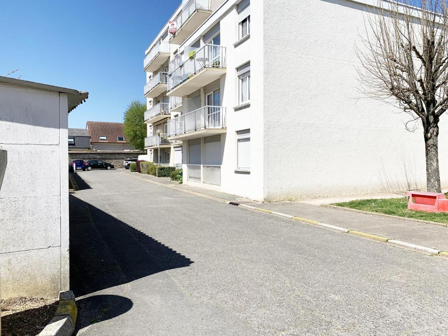 Le Mainvillois - Parking Included Lägenhet Mainvilliers  Exteriör bild